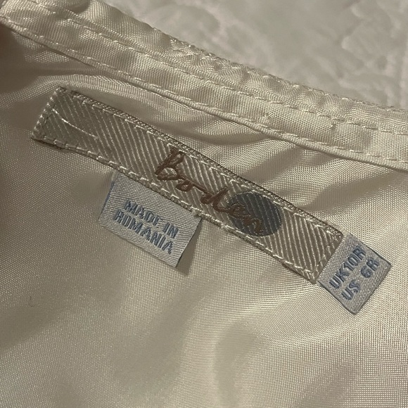 Boden Sleeveless Shift Dress - Ivory - Picture 7 of 10